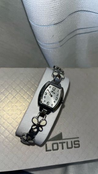 Reloj Lotus Plata Mariposas