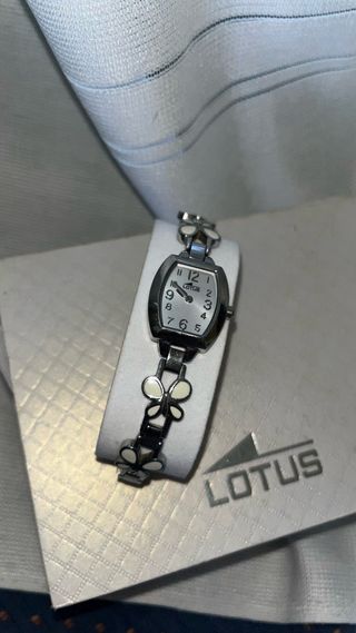 Reloj Lotus Plata Mariposas