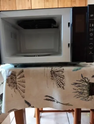 Microondas Fagor con grill funciona bien.