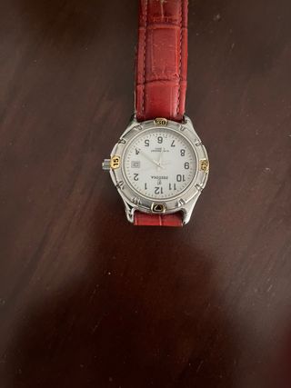 Reloj Festina Quartz Correa Roja y Plata