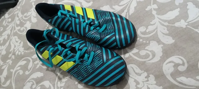 Botas de fútbol Adidas Nemeziz