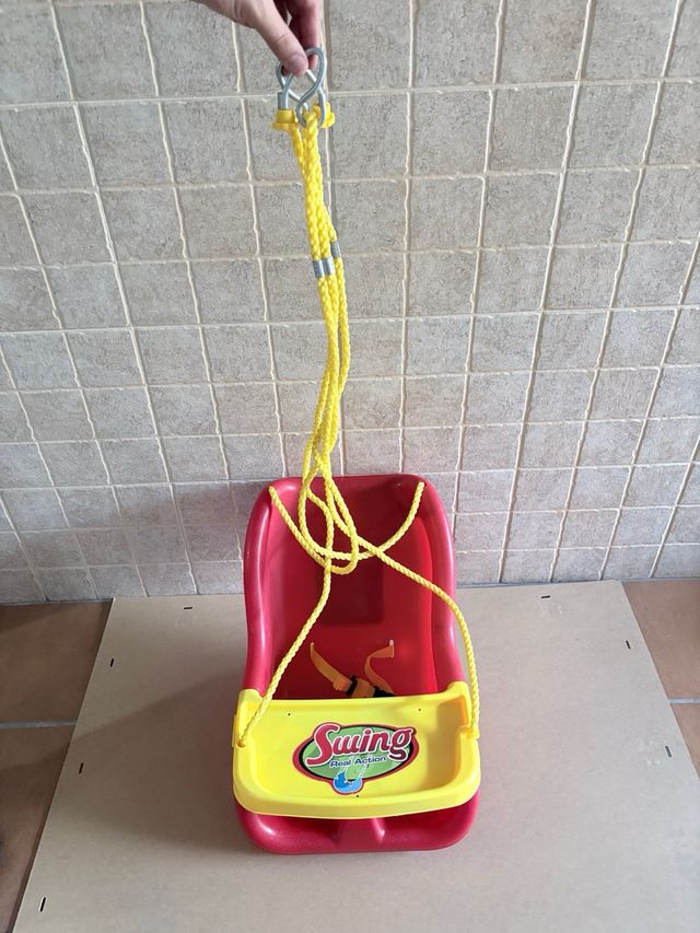 Columpio bebé con arnés