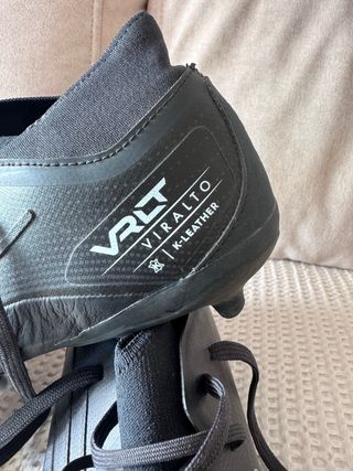 Botas Fútbol Piel Viralto Evo Negro Talla 47