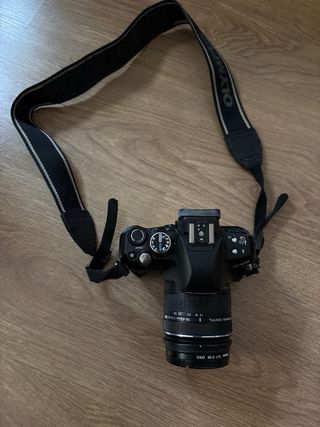 Cámara Réflex Olympus E-420 Negra