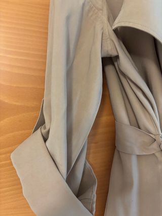 Gabardina Guess Beige