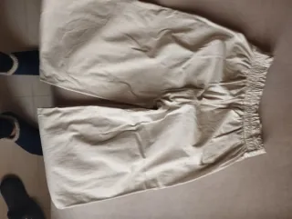 Pantalón ancho beige niña T8