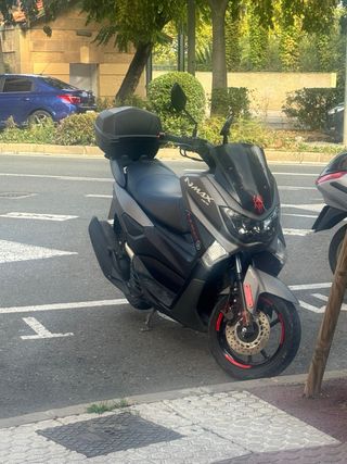 Yamaha Nmax 125 Scooter