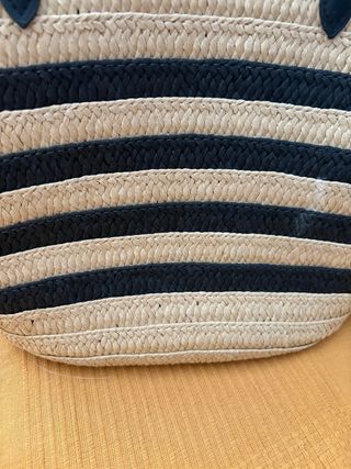 Bolso de rafia Primark rayas beige y negro