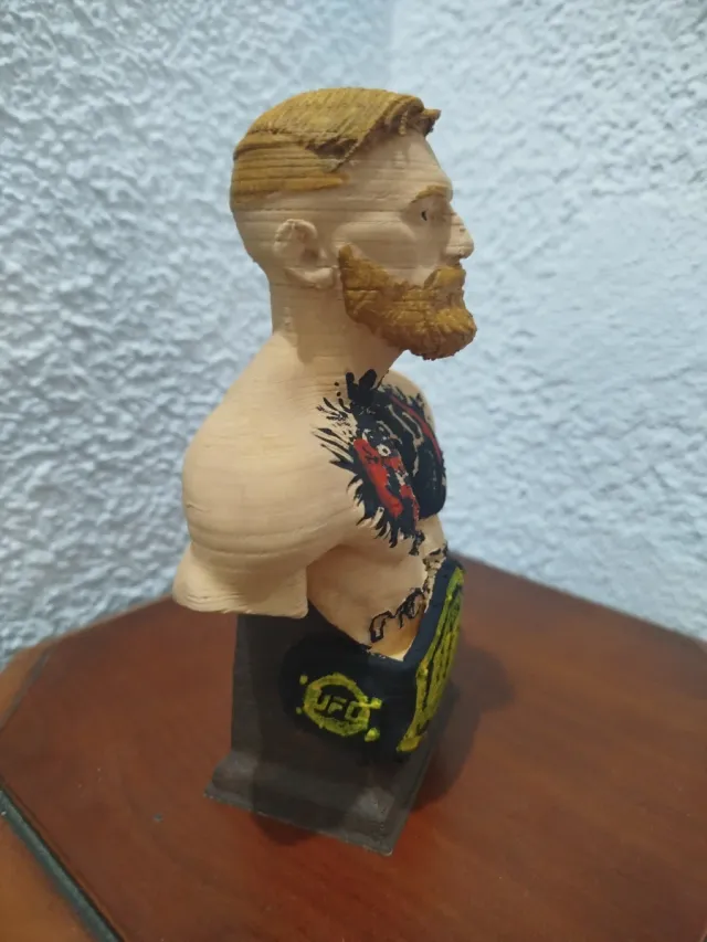 Busto Conor McGregor UFC