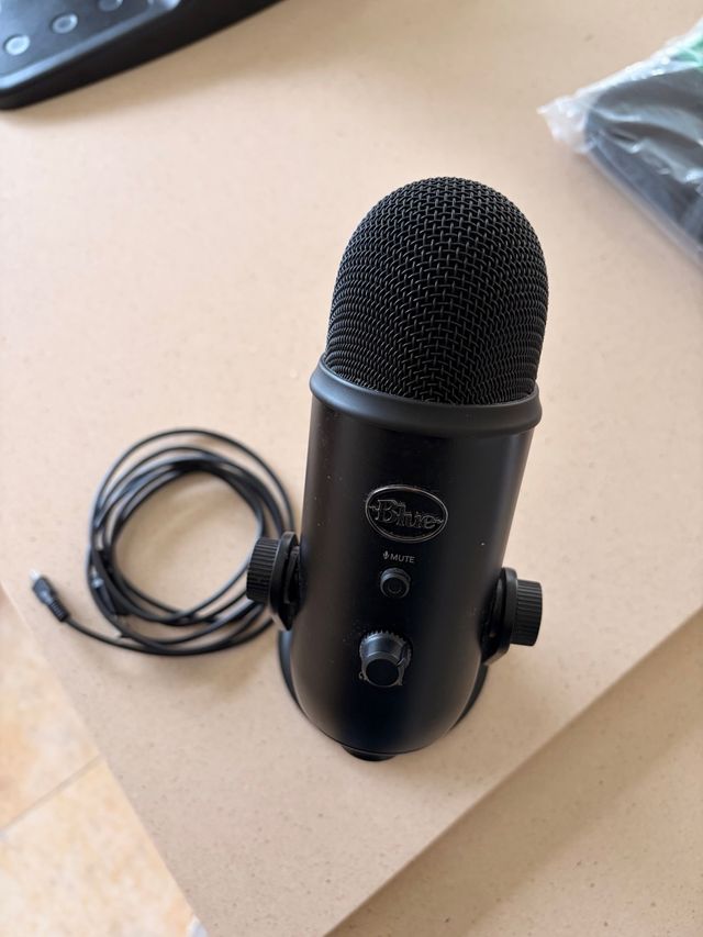 Microfono Blue Yeti Black