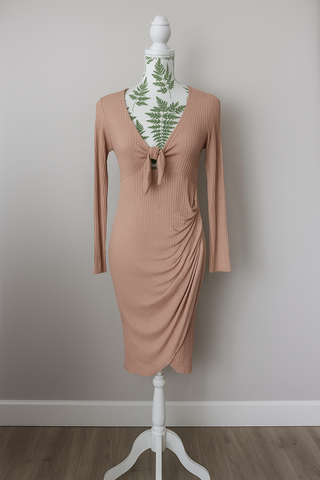 Vestido beige manga larga talla M
