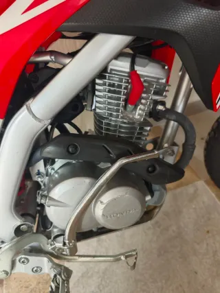 Honda CRF 125F Motocross