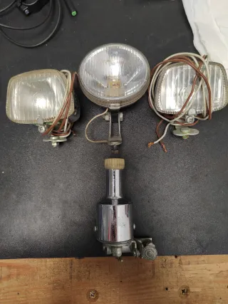 Focos y dinamo retro bicicleta