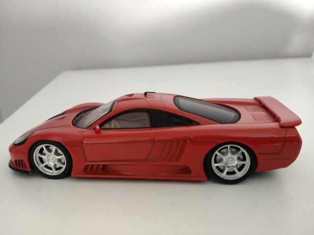 Saleen S7 1/43