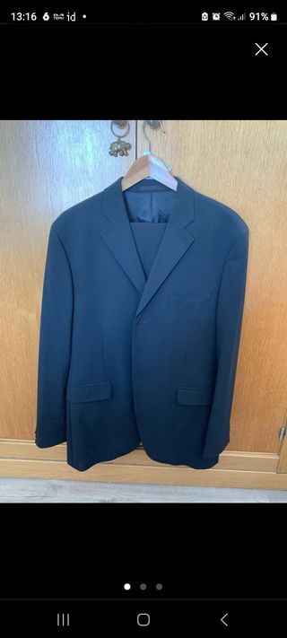 Traje de hombre negro