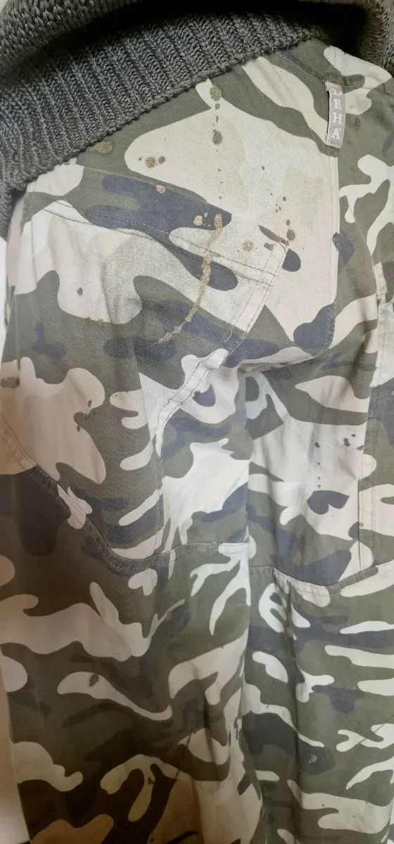 Pantaloni cargo camouflage Deha