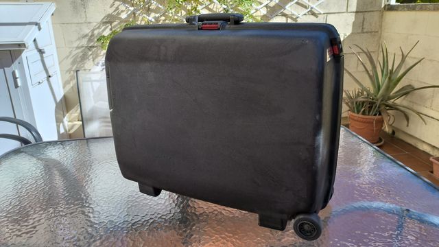 Maleta rígida Samsonite Negra Grande