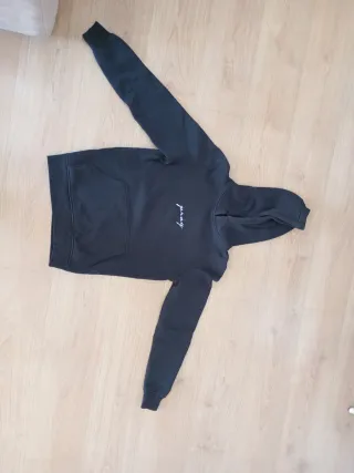 Sudadera Pray Negra Capucha Talla XS