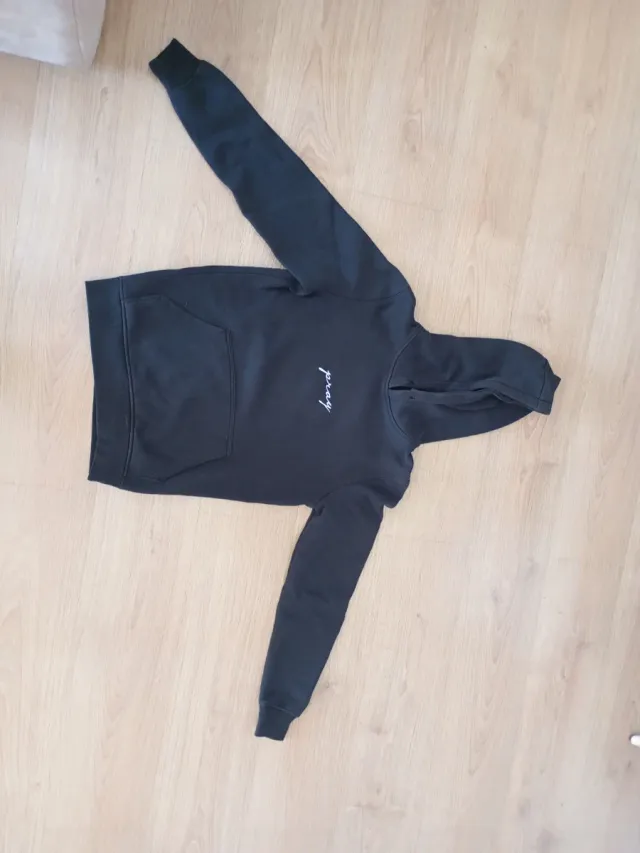 Sudadera Pray Negra Capucha Talla XS
