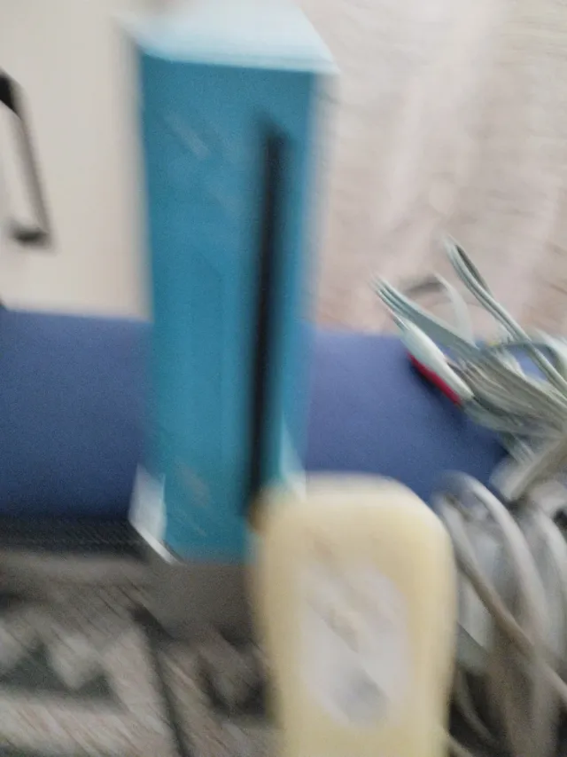 Consola Wii Azul + Mando con funda + Cables.