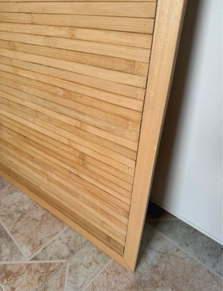 Cabecero de madera y bambú