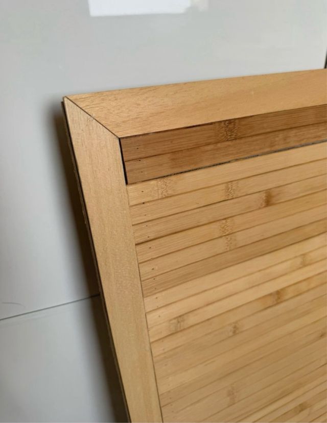 Cabecero de madera y bambú