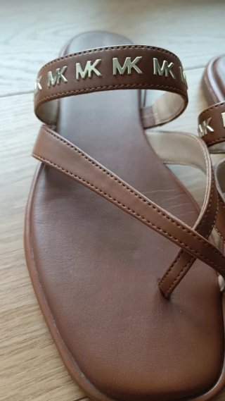 Sandalias Michael Kors Talla 40 color marrón cuero
