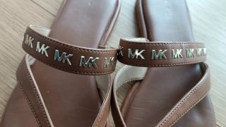 Sandalias Michael Kors Talla 40 color marrón cuero