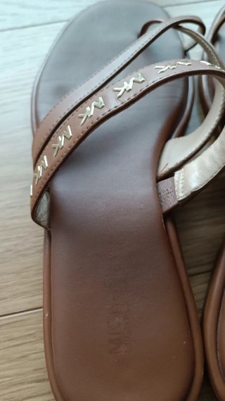 Sandalias Michael Kors Talla 40 color marrón cuero