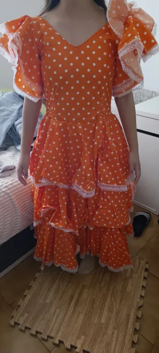 Vestido Sevillana Lunares Naranja y Blanco
