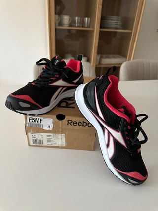 Zapatillas Running Reebok Negras y Rosas Talla 393