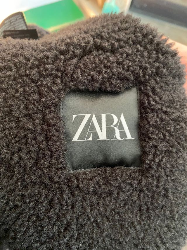 Cazadora Zara Negra Talla M