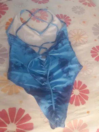Bañador azul tie-dye
