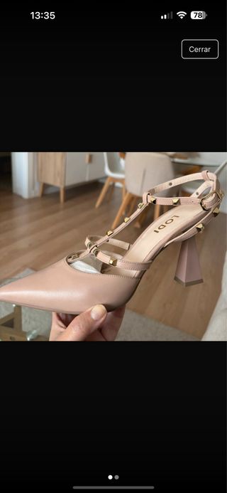 Zapatos de tacón LODI rosa con tachuelas