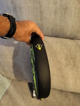 Pala de pádel Dunlop Omega Tour