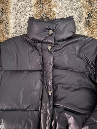 Abrigo largo acolchado plumas negro