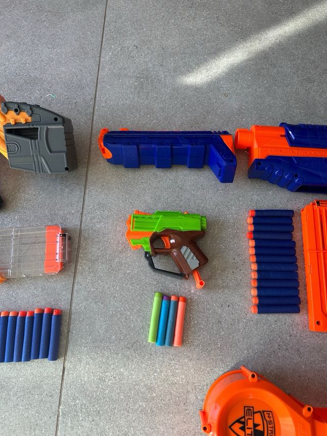 Set di armi e accessori Nerf