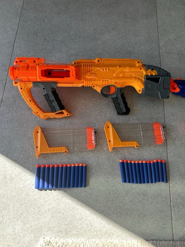 Set di armi e accessori Nerf