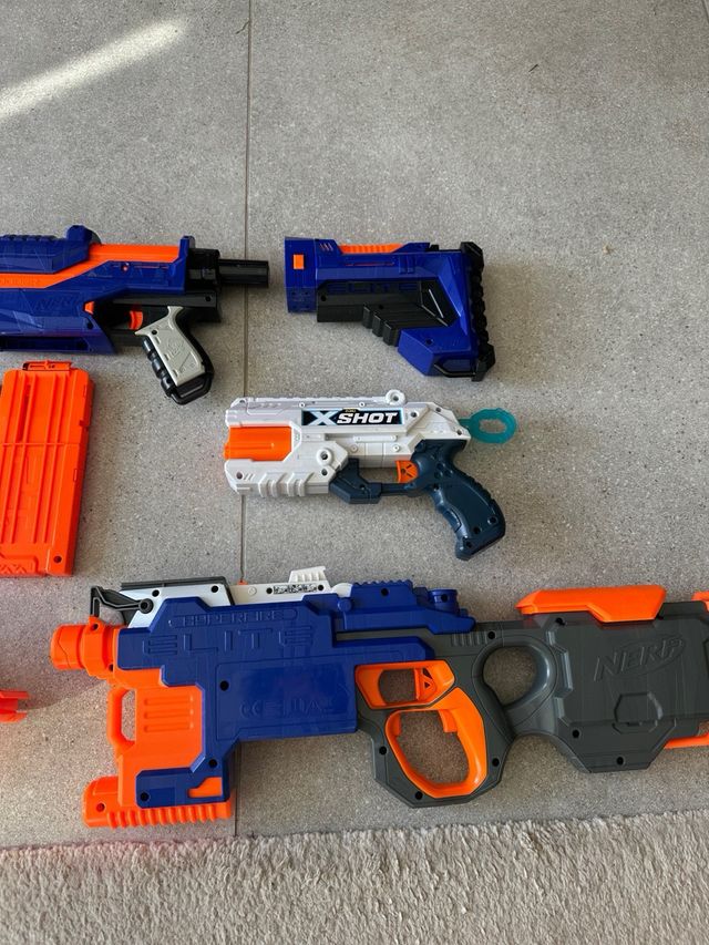 Set di armi e accessori Nerf