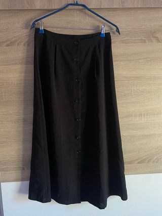 Falda negra botones Talla M/L