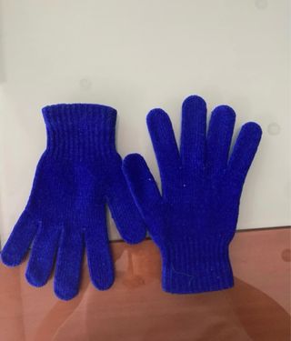 Guantes azules