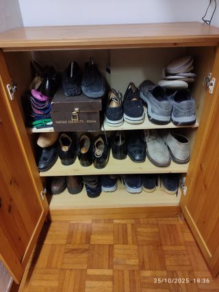 Mobiletto in legno 2 ante