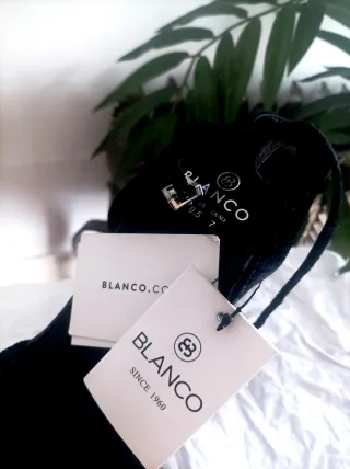 Sandalias terciopelo de Blanco con etiqueta