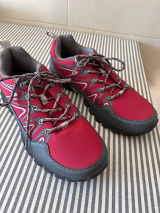 Botas de trekking nuevas Tex