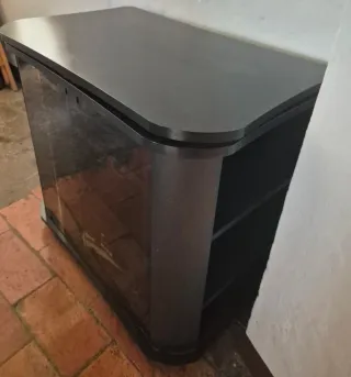 Mueble TV con ruedas