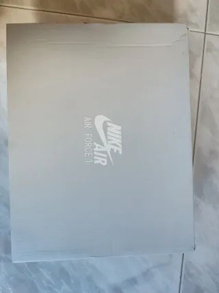 Nike Air Force 1 LV8 Blanco