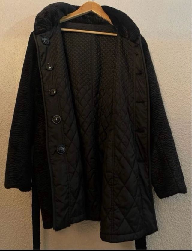 Abrigo reversible negro “Estefanía Rodríguez”