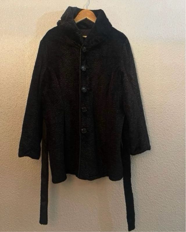 Abrigo reversible negro “Estefanía Rodríguez”