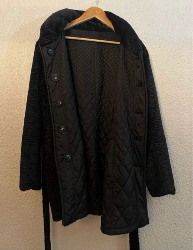 Abrigo reversible negro “Estefanía Rodríguez”