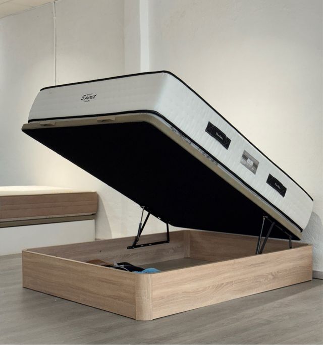 Venta de canapés y colchones nuevos! Tienda física